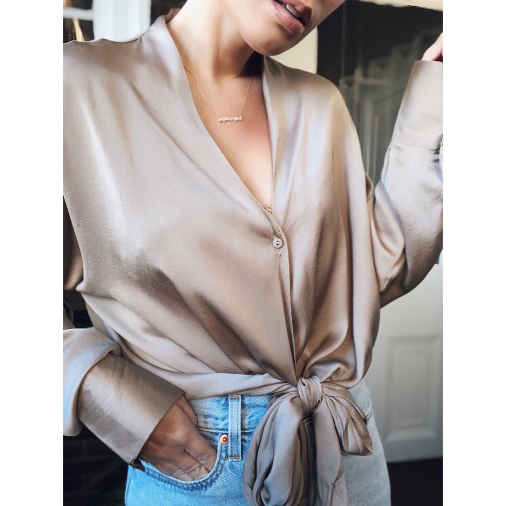 Last 1✨KLY Tie Front Blouse Top - White - Picture 8 of 8